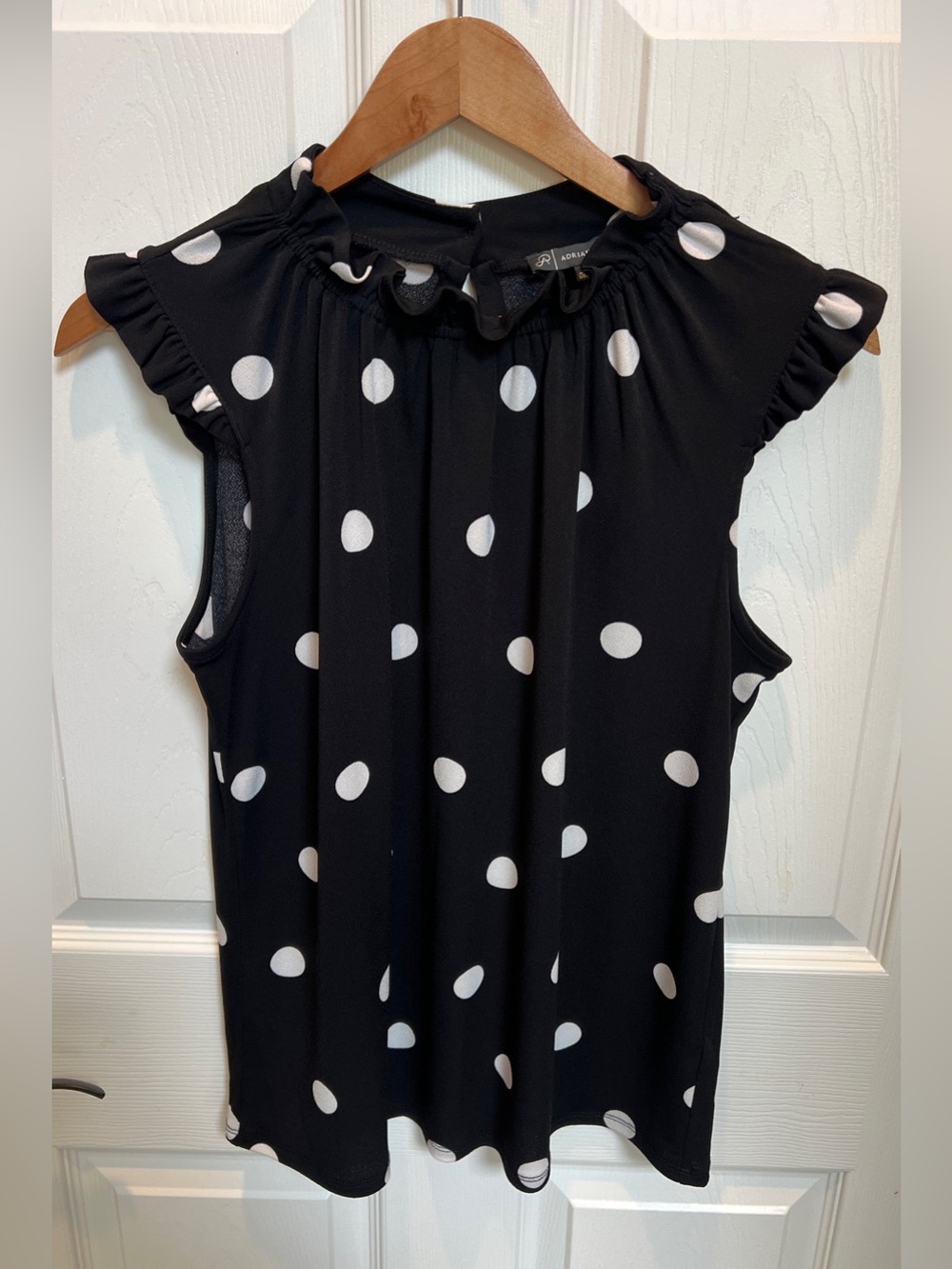 Adrianna Papell Polka Dot Black Sleeveless Top Sz S - Picture 2 of 10